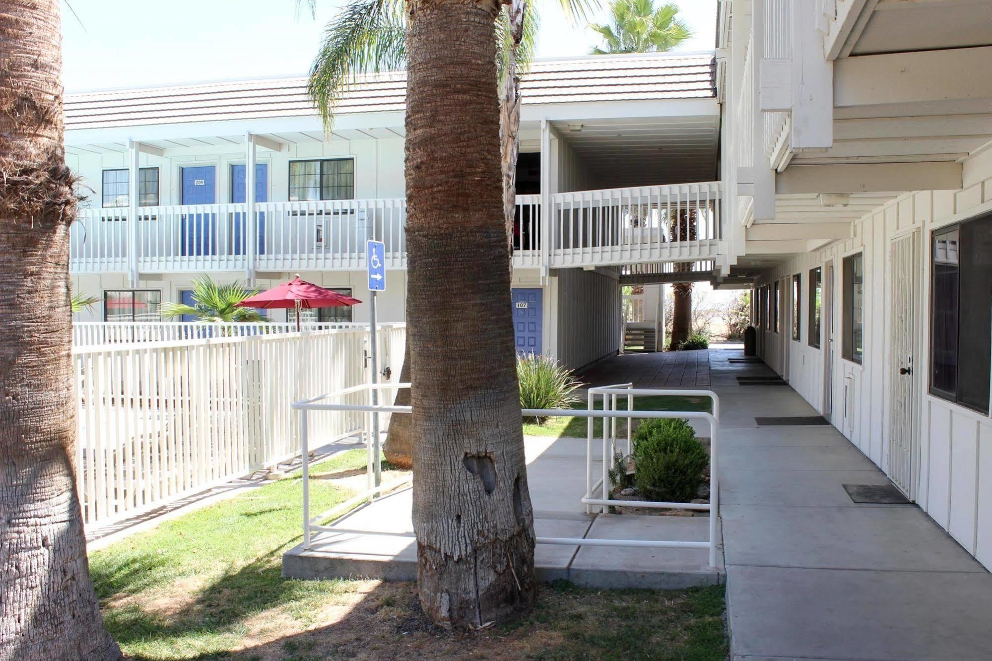 Motel 6-Coalinga, Ca - East Exterior foto